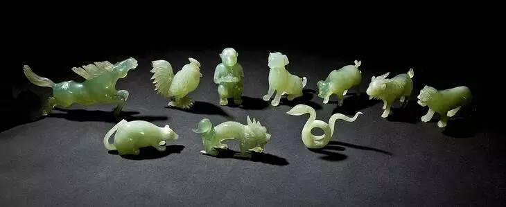 岫玉天然有哪些颜色,岫玉之美