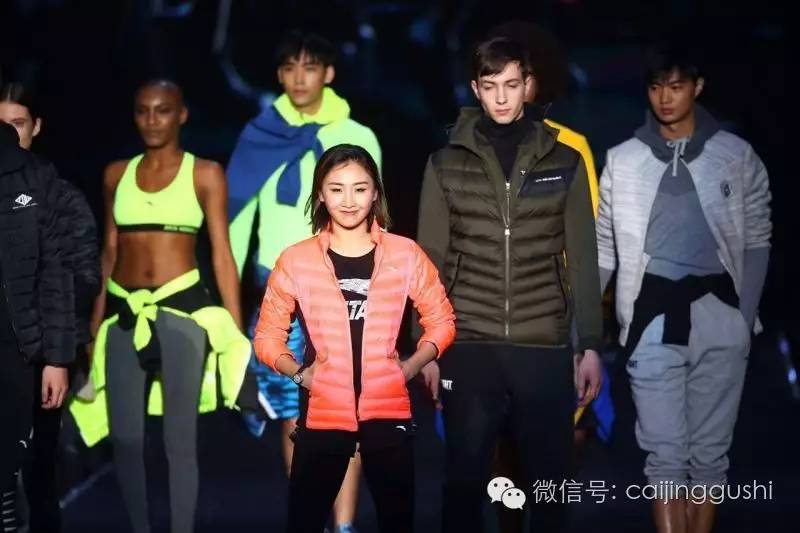 Burberry、MK、马萨拉蒂齐捧场，只因马云背后站了4.7亿。。。。