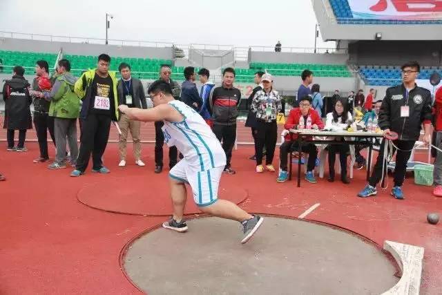 上演不一样的速度与豪情,上演了现实版的速度与豪情