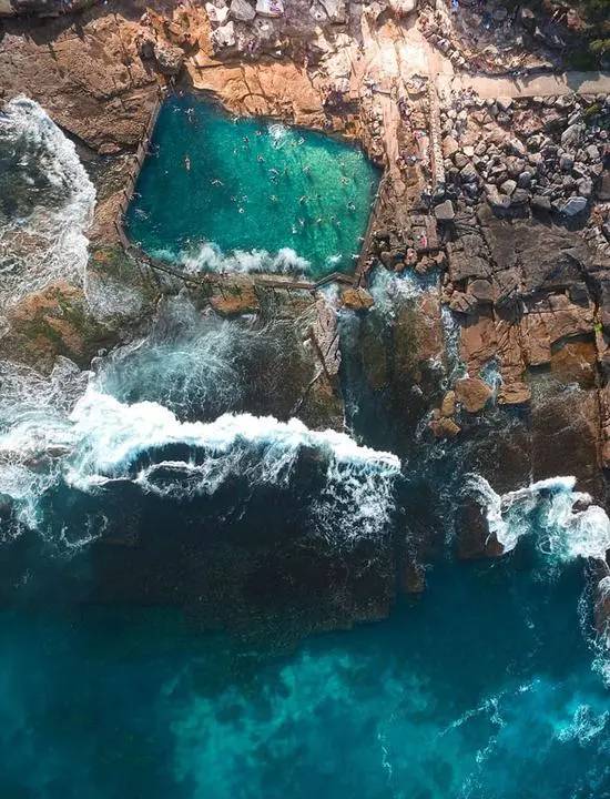 壹闻：地标里藏裸模彩绘艺术家创人体新玩法