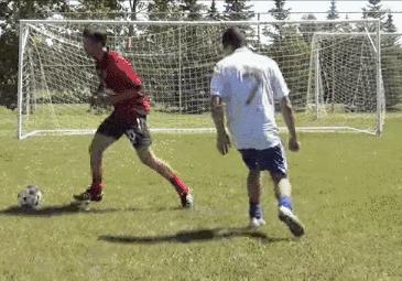 学会这几招足球过人,各种停球基本功怎么练