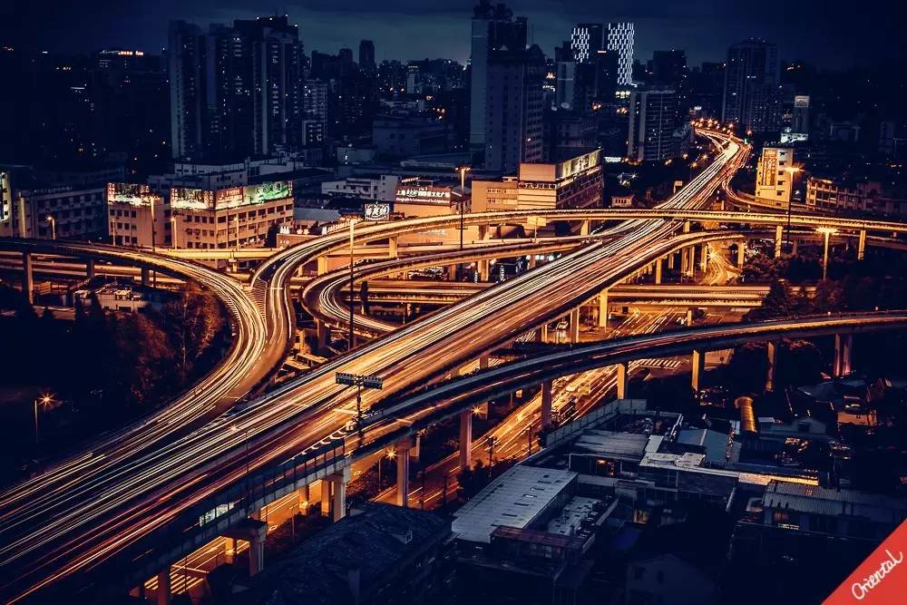 走进夜晚，拍一组让人迷恋的夜景人像