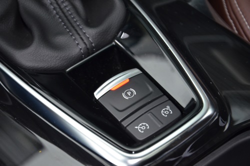 试驾2011雷诺科雷傲,东风雷诺科雷傲2018款试驾四驱