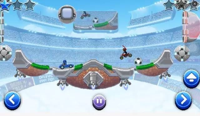 这款融合《越野机车》等FC元素的“换皮”游戏，凭什么能获得苹果推荐？