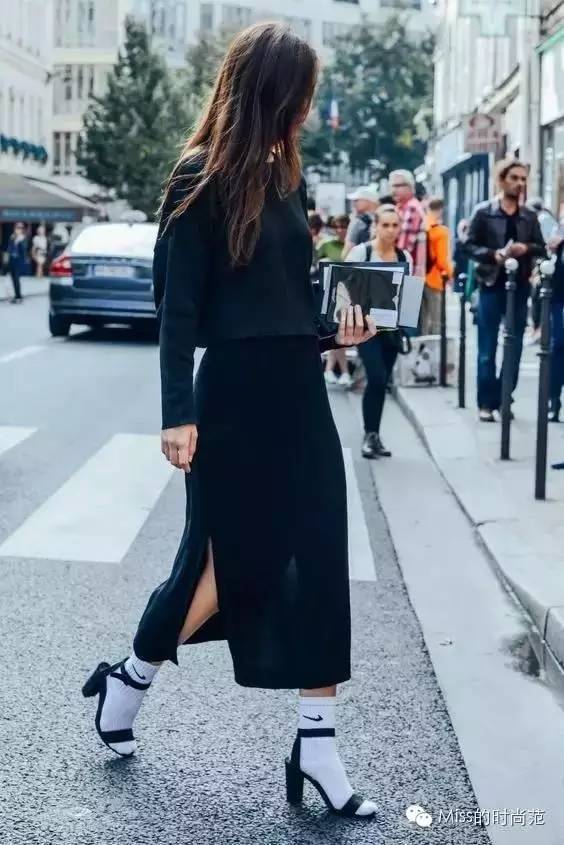 时尚其实是一种另类的智慧,时尚不是一种形式