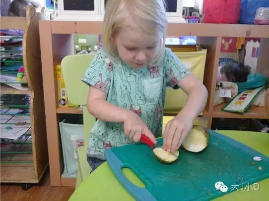 蒙氏教育的什么是蒙氏教育的核心,蒙氏园让孩子自由操作的意义