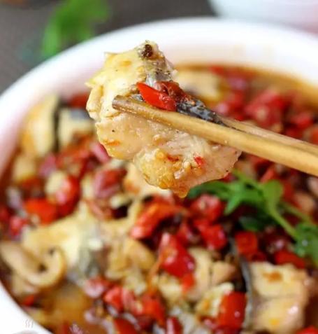 云南昆明正宗酸菜鱼的做法,酸菜鱼的正宗做法四川的