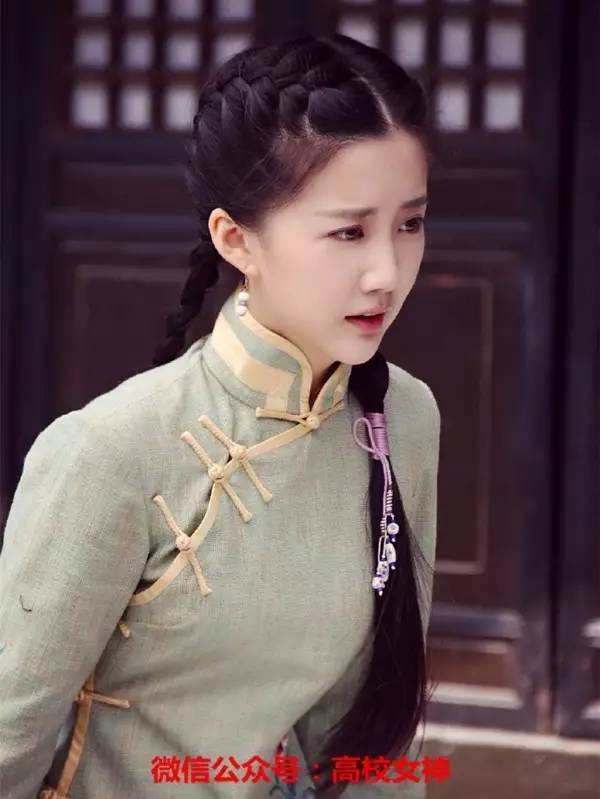 甜美可人青春范儿十足,乖巧可爱少女感