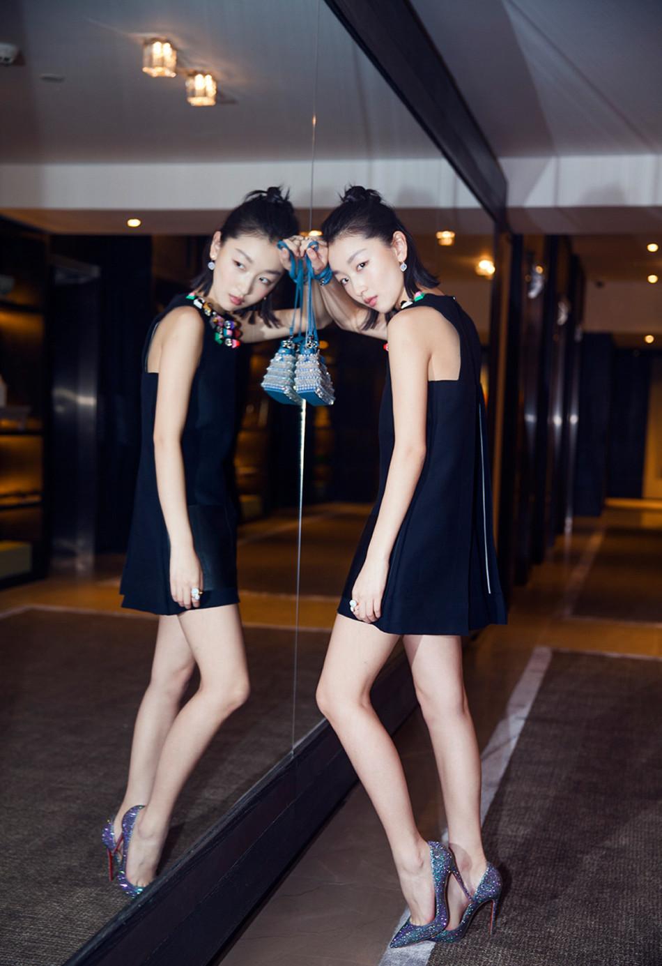 周冬雨为什么可以演静秋,周冬雨版静秋图片