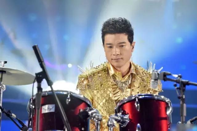 公司新年年会流程,年会的筹备该怎么和老板商量