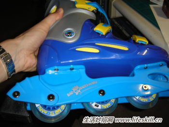 行李箱轮子哪种结实,行李箱怎么加轮子