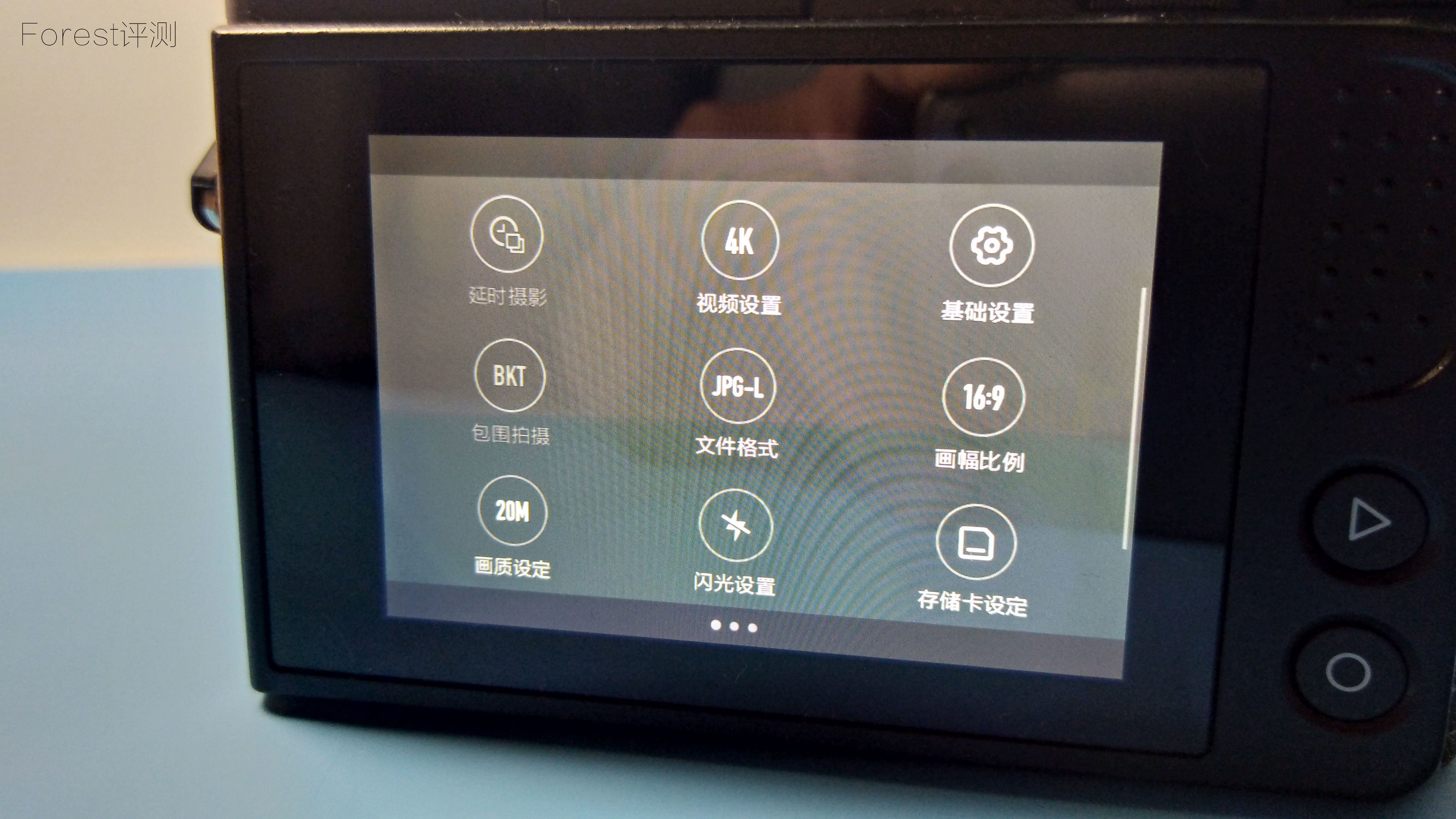 4k运动相机和小蚁微单哪个好,小蚁微单12-40镜头一般是拍什么