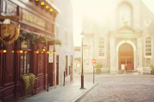 因为与你相遇让我明白爱的真谛,到底爱的真谛是什么呢