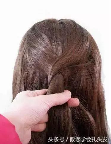 大蝴蝶结头饰发型小清新,蝴蝶结头饰搭配什么发型好看短发