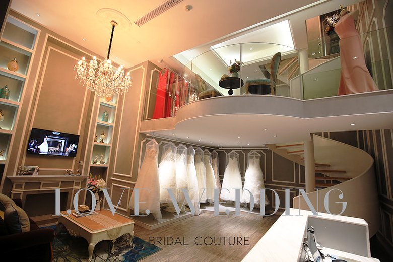 超赞的一家婚纱店强烈推荐,一家值得推荐的婚纱店