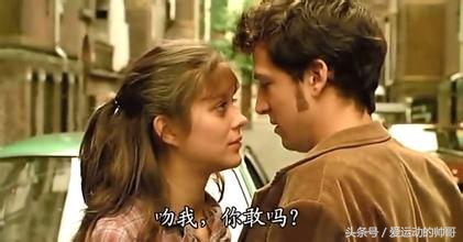 简短暖心的爱情电影,温暖人心的爱情电影