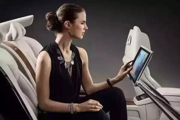 沃尔沃副驾驶后排按钮,取消副驾座位的沃尔沃