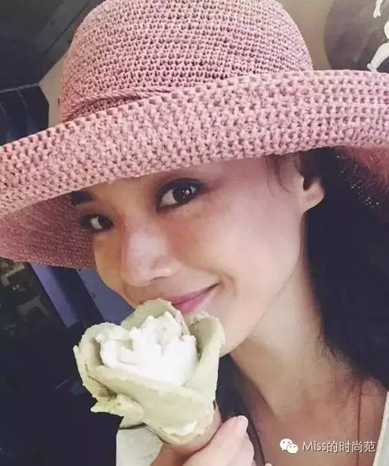 时尚其实是一种另类的智慧,时尚不是一种形式