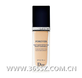 这些底妆可以让你的妆容更上档次,精致妆容的底妆正确步骤