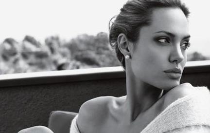 提升魅力，变身万人迷，你需要这9件单品