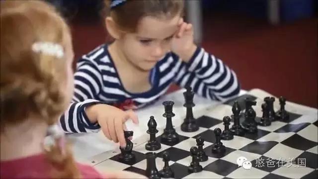 4岁小孩学什么下棋好,6岁儿童学下棋选什么棋