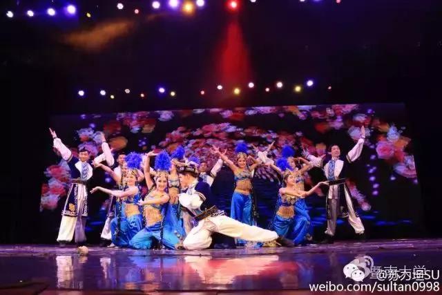 我有一百种方法给暨大庆生