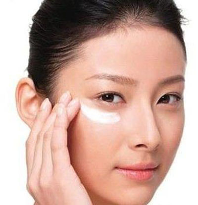 改善黑眼圈的10个建议,别让你的黑眼圈拉低了你的颜值