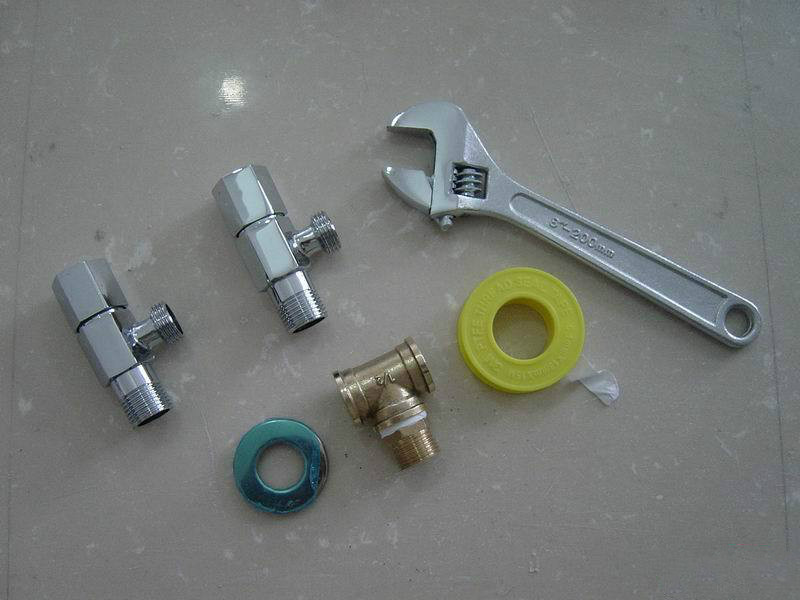 马桶怎样安装防止臭味反出,卫生间马桶反味严重简单解决方法