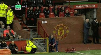 曼联三次离谱传中,曼联神奇换人3分钟破门