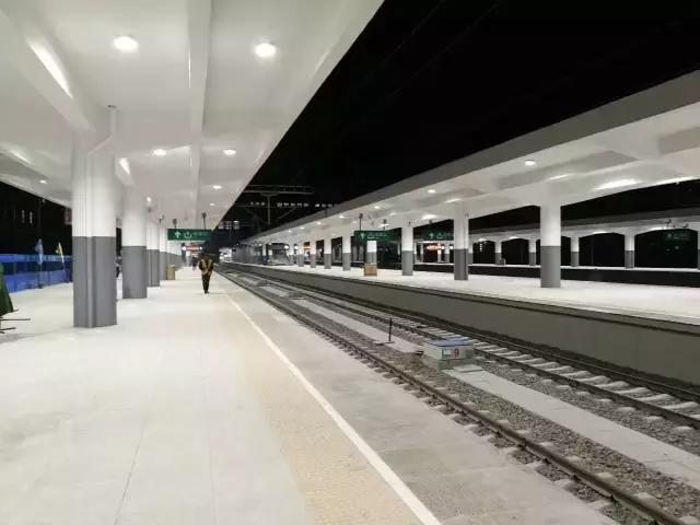 哈尔滨东站到太平机场大巴时刻表,哈尔滨东站到帽儿山的火车时刻表