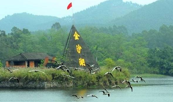 又到了夏天路边烧烤,又到了烧烤的时候