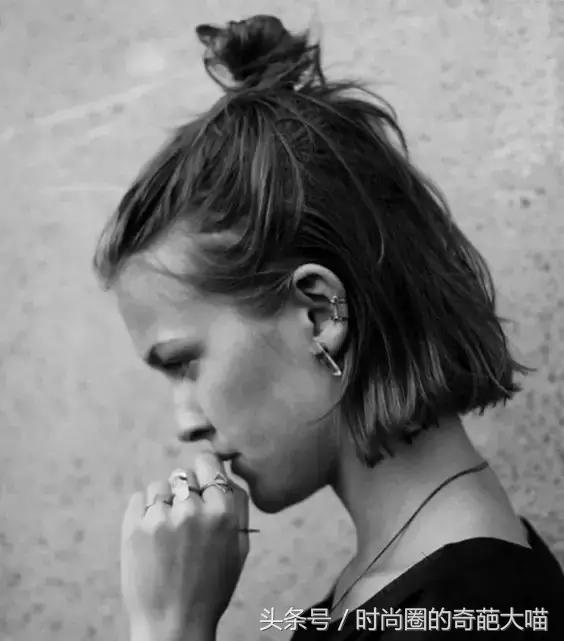 短发比较多扎发简单又好看,短发学生怎么扎霸气短发有刘海