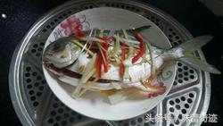 大厨清蒸金鲳鱼的经典做法,清蒸金鲳鱼家常做法第一美食
