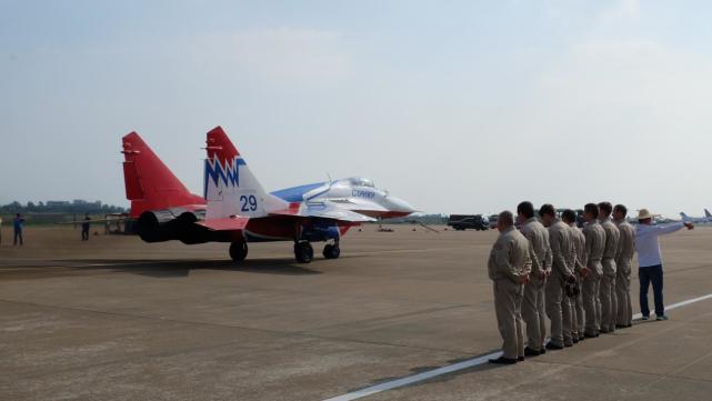 珠海航展直播现场视频,荔枝直播连麦