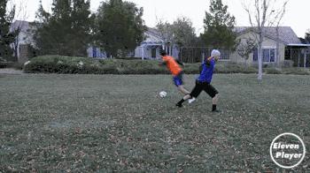 足球新手入门基本知识防守,1vs1足球防守训练