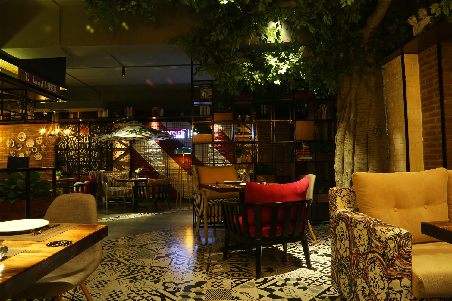 意式风情西餐厅设计,高逼格西餐厅设计