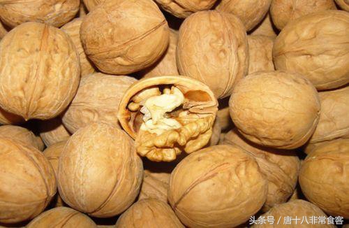 剥了核的核桃能放多久,生核桃剥开后里面一层能用吗