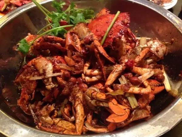 哈尔滨这十家苍蝇馆子,哈尔滨出名的俄罗斯湖滨餐厅