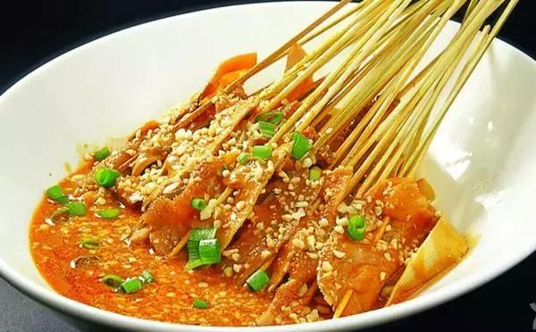 哈尔滨这十家苍蝇馆子,哈尔滨出名的俄罗斯湖滨餐厅