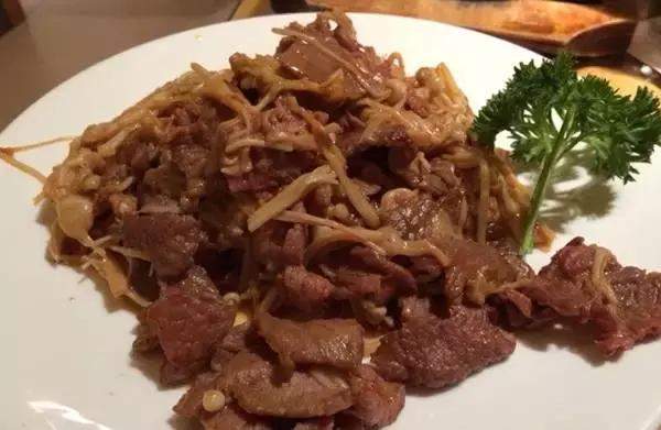 哈尔滨这十家苍蝇馆子,哈尔滨出名的俄罗斯湖滨餐厅