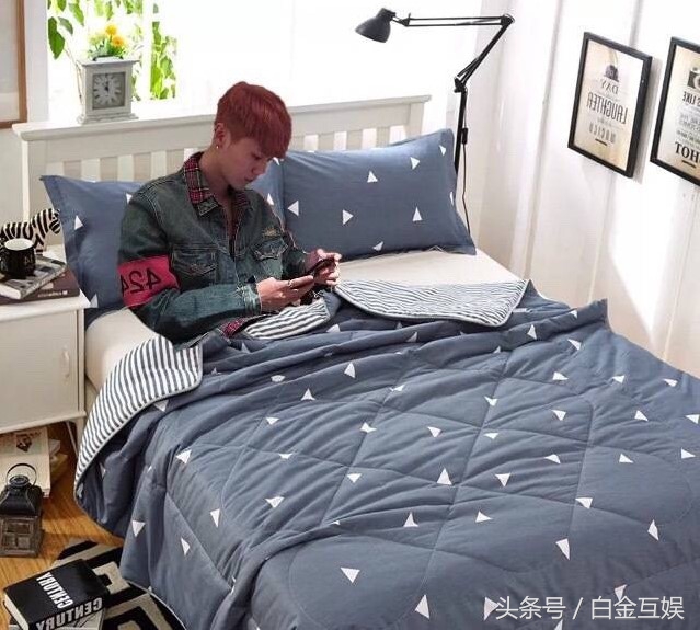 鹿晗穿破洞裤,鹿晗穿秋裤完整版