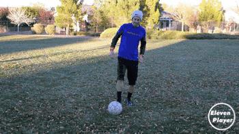 足球新手入门基本知识防守,1vs1足球防守训练