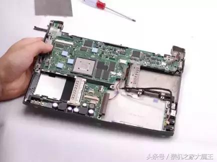 电脑经常死机是什么原因导致的,电脑总是死机是什么原因导致的