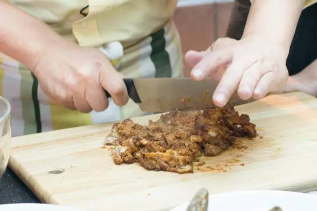土耳其烤肉正宗做法,正宗土耳其烤肉卷饼