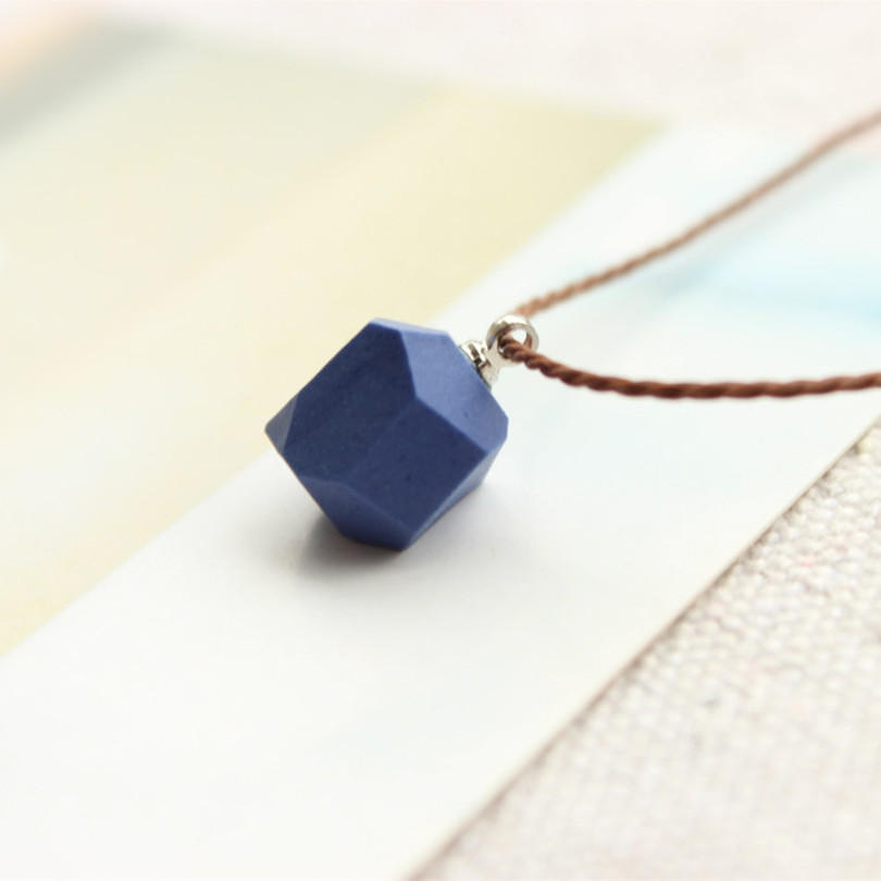 必备的几款配饰,配饰让你看起来高级