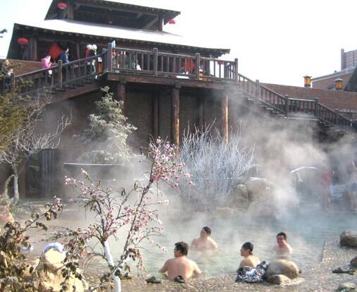 辽阳弓长岭水朝温泉,弓长岭水天一色温泉