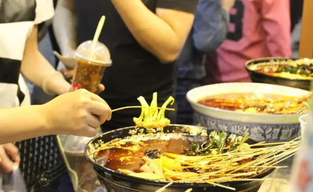 合肥最特点的美食攻略,合肥的美食一条街