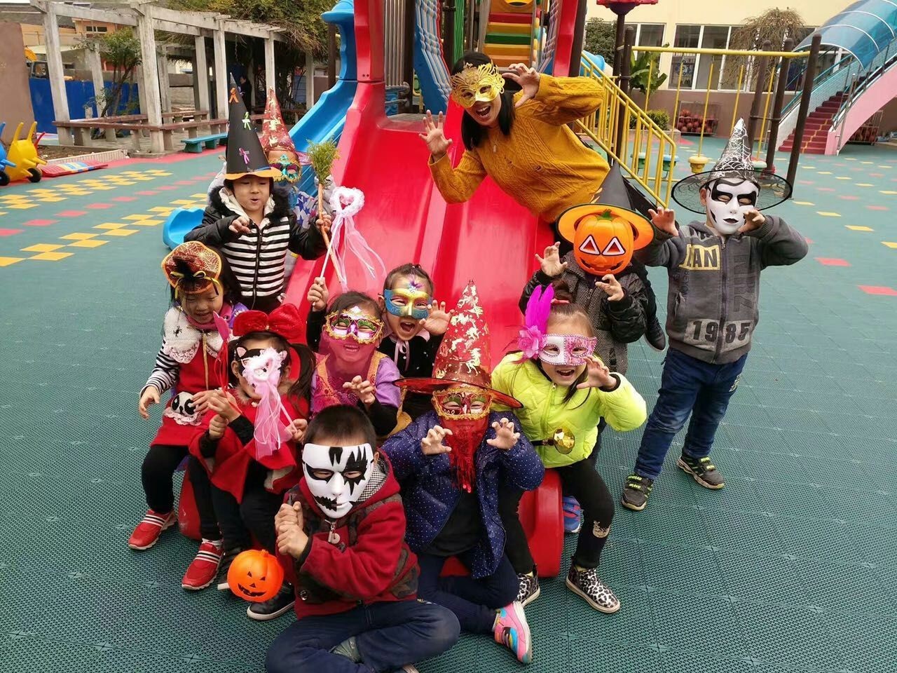 校园寻梦之旅,学校芳华十载逐梦未来