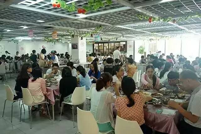 酒店评星级,酒店里有评星员吗