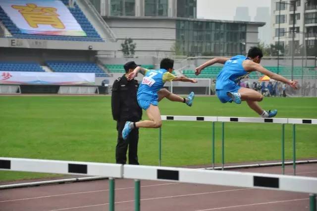 上演不一样的速度与豪情,上演了现实版的速度与豪情